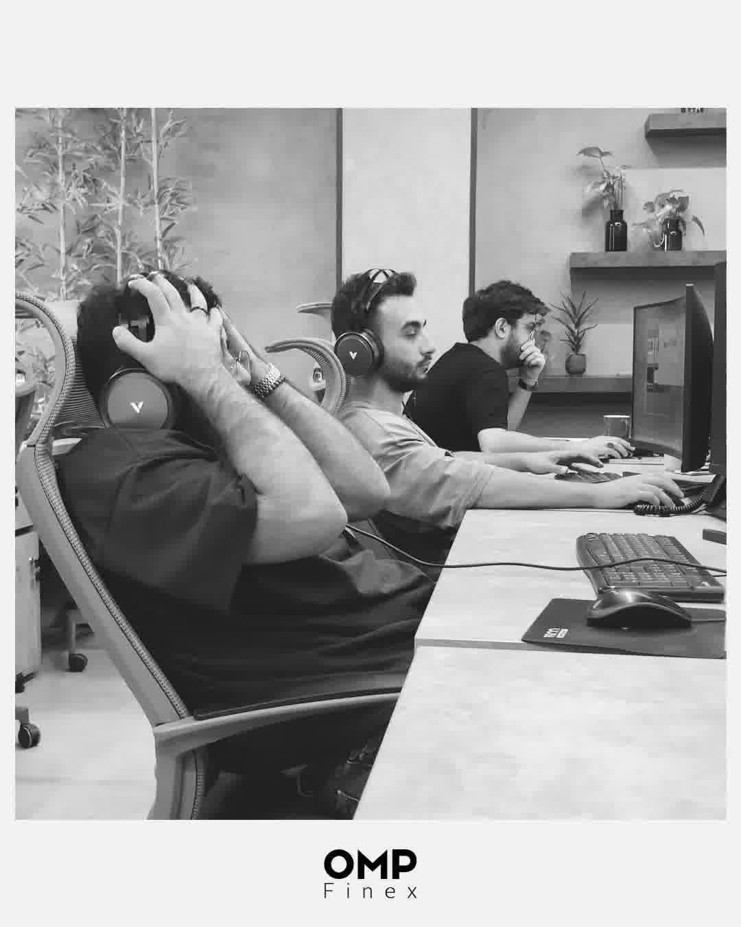 این منم ! | او ام پی فینکس