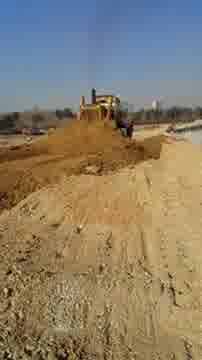 واردات بولدزر